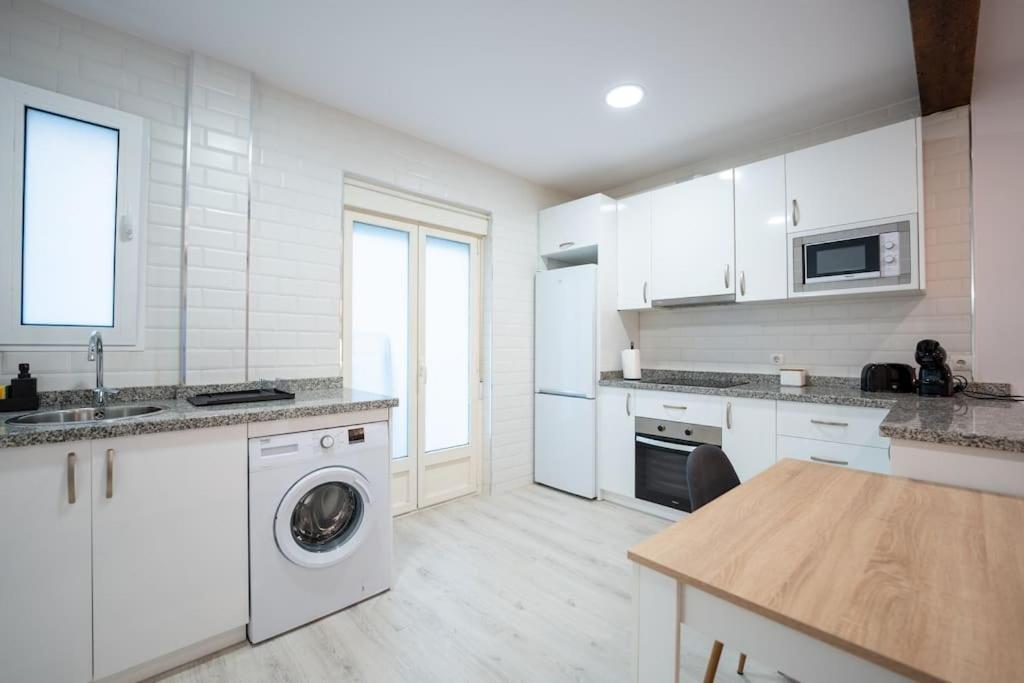 Cisneros Apartment ซานตานเดร์ ภายนอก รูปภาพ