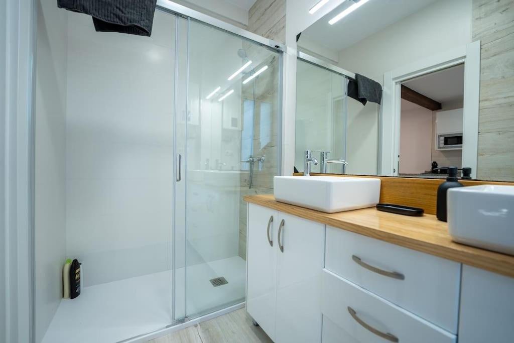 Cisneros Apartment ซานตานเดร์ ภายนอก รูปภาพ