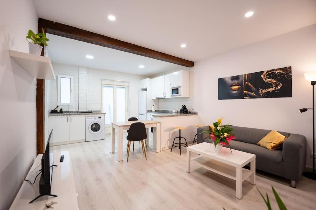 Cisneros Apartment ซานตานเดร์ ภายนอก รูปภาพ